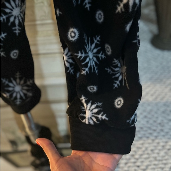 Just Love Holiday Penguin Adult Women's Long Sleeve Bodysuit Pajamas Small Black - Picture 9 of 9